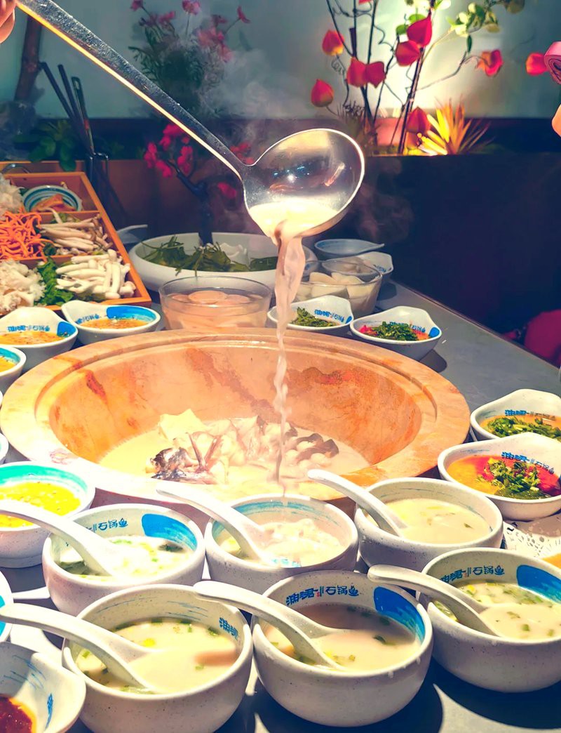 武安龍魚店【有一種美食叫鐵鍋柴火燉魚】