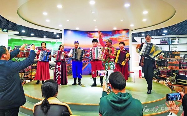 伊寧縣龍魚店【伊寧縣龍魚店有哪些特色龍魚】 伊寧縣龍魚店【伊寧縣龍魚店有哪些特色龍魚】 全國水族館企業名錄 第5張