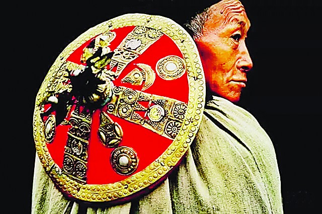 為什么家里不能擺老鷹【為什么家里不能擺老鷹，在家居裝飾中】