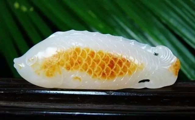 玉上刻魚是什么寓意【玉上刻魚的各種寓意及其文化背景】