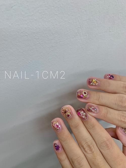 滿鉆短甲圖片，滿鉆短甲圖片展現了多種風格