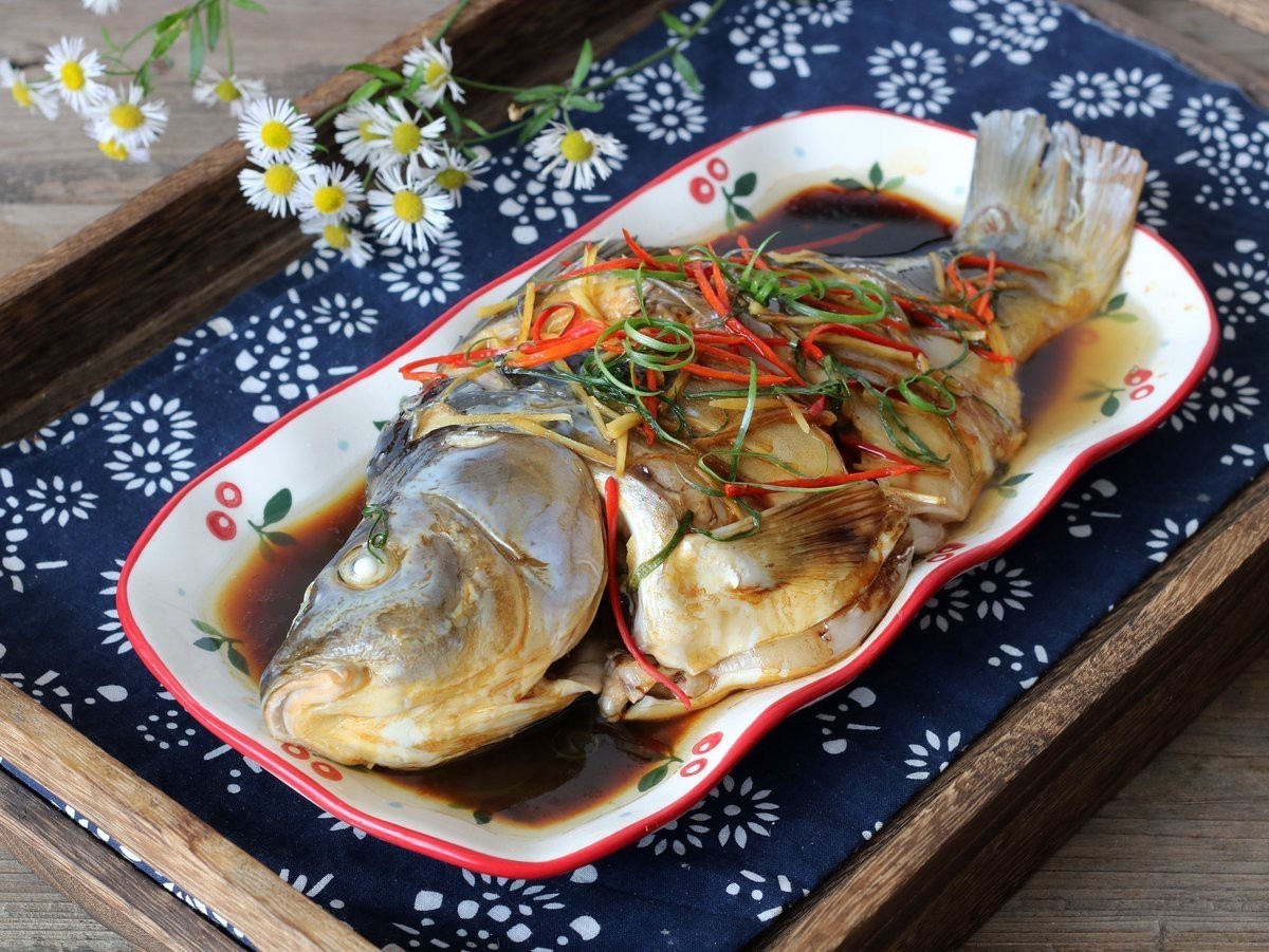 三花鯉魚(yú)為何盡量少吃，三花鯉魚(yú)是一種具有爭(zhēng)議性的食材