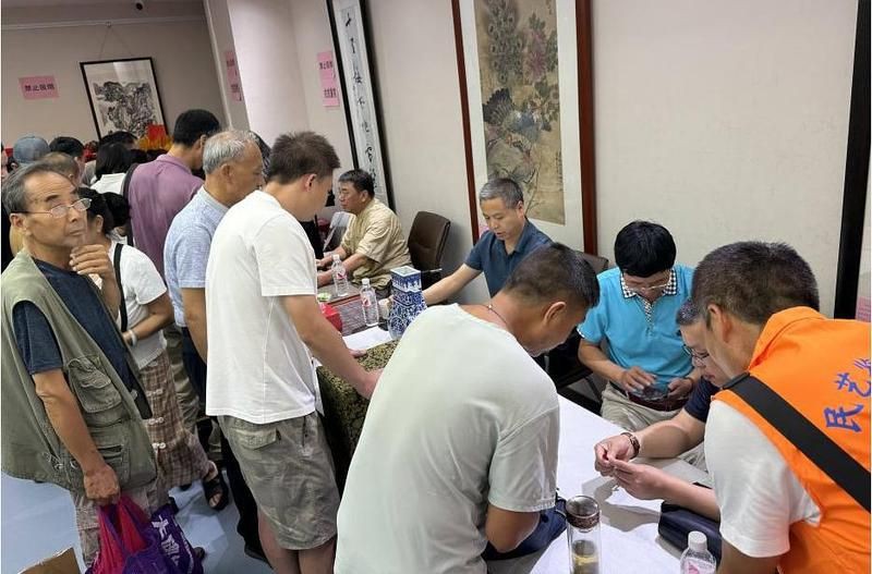 熱門(mén)古玩交易平臺(tái)對(duì)比，2025年古玩交易平臺(tái)對(duì)比分析