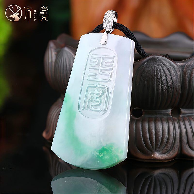 糯冰種翡翠手鐲圖片欣賞，糯冰種翡翠手鐲