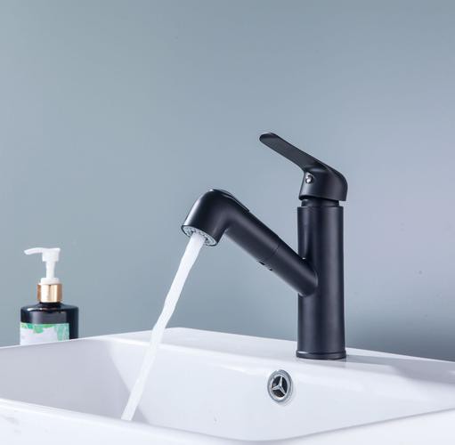 再給我一些水龍頭的圖片，328塊的創意水龍頭真的那么炫酷嗎你家的老舊水龍頭該換新了