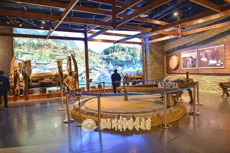 湘西土家族苗族自治州水族店，湘西土家族苗族自治州內的水族店分布廣泛