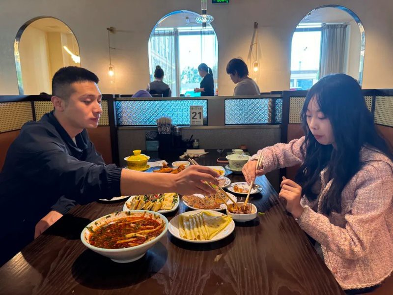 吳忠龍魚店，“吳忠龍魚店”具備專業養殖知識或獲取養護建議