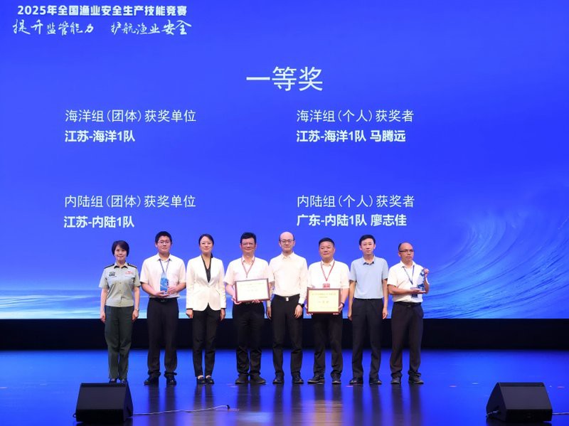 如何辨別鱘龍魚是否合法養(yǎng)殖？，如何區(qū)分雜交鱘和中華鱘？