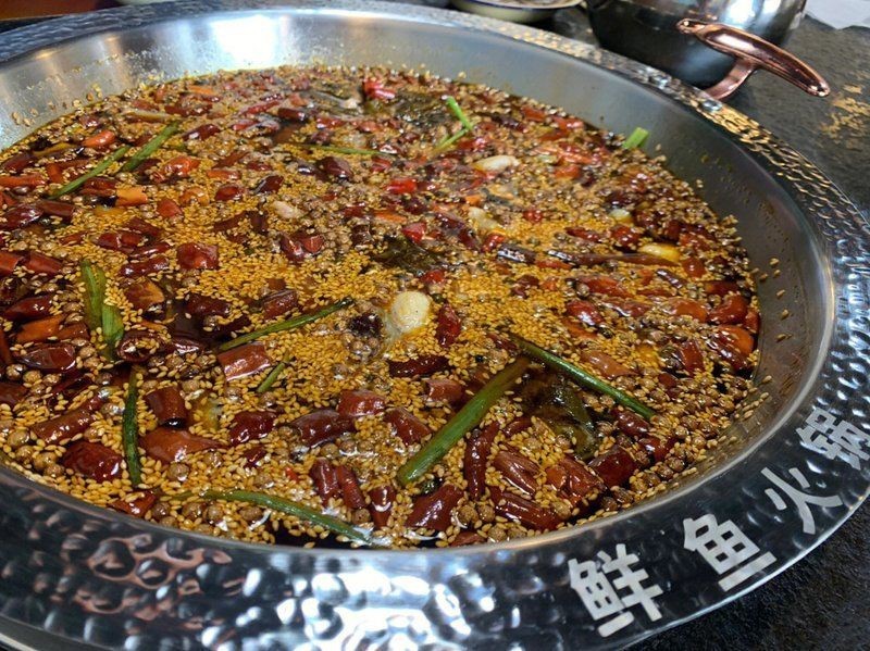 淮北龍魚店，淮北市杜集區(qū)慧龍魚港烤魚店