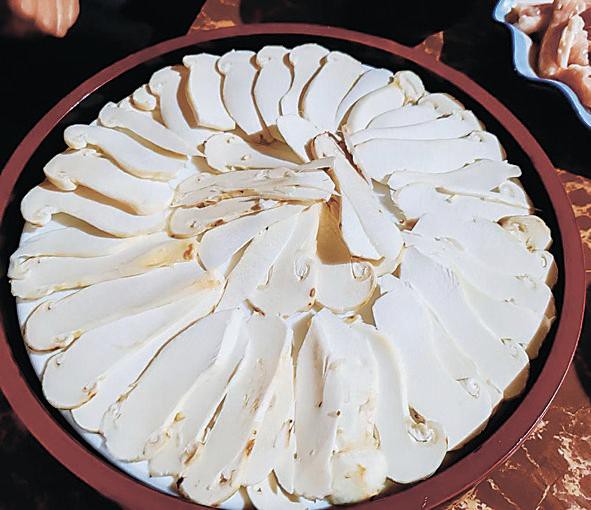 德欽水族店，云南德欽水族店公開信息中涉及兩家水族館均處于注銷狀態