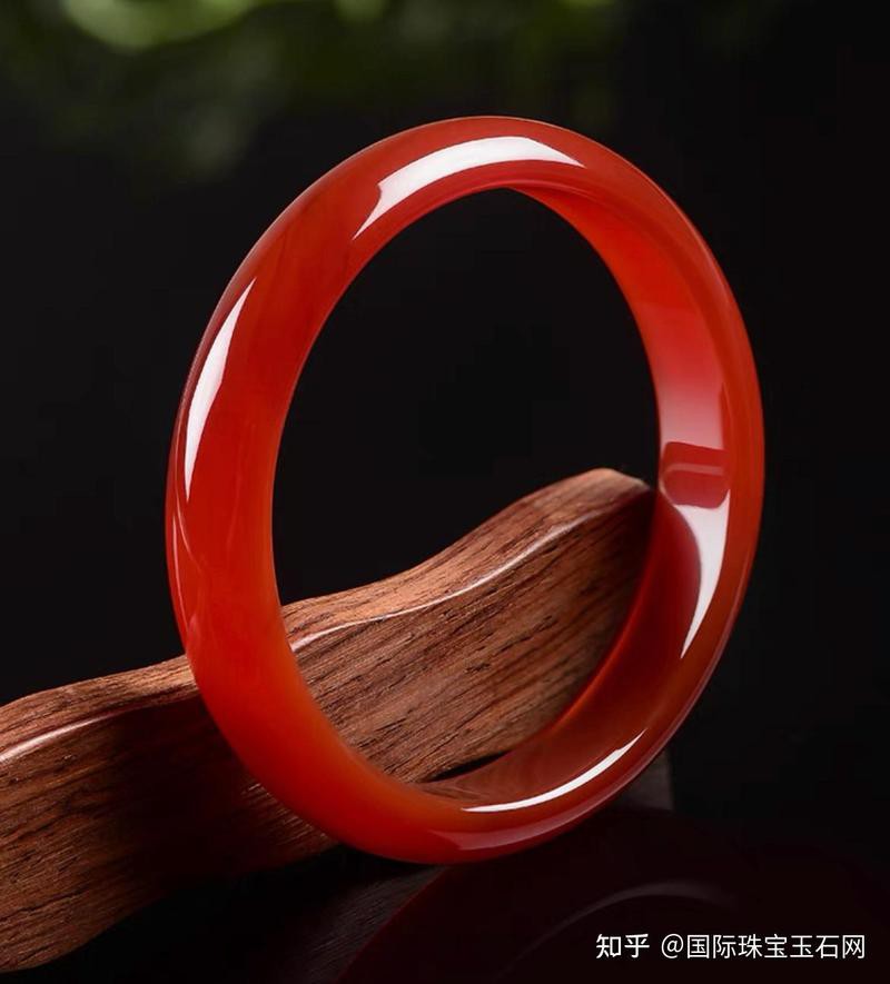 什么叫龍血玉圖片，菏澤廣電網龍血玉是什么玉與翡翠有何不同功效