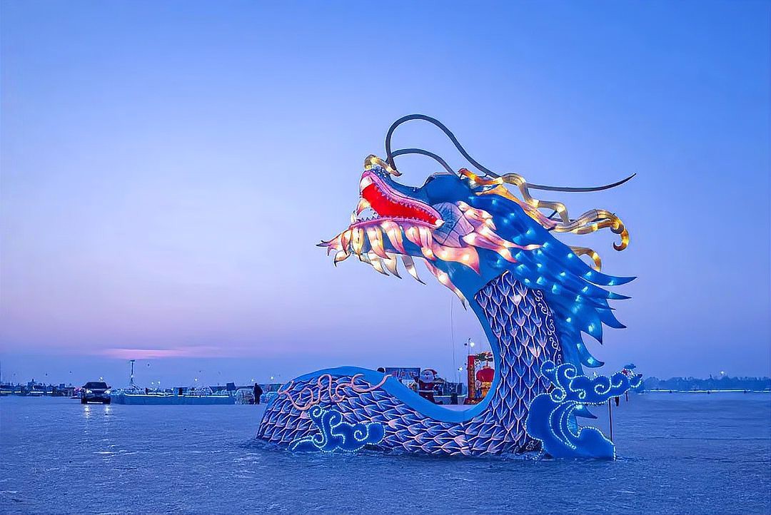 再給我幾張不同風格的龍圖，不同風格的龍圖，你pick哪一款