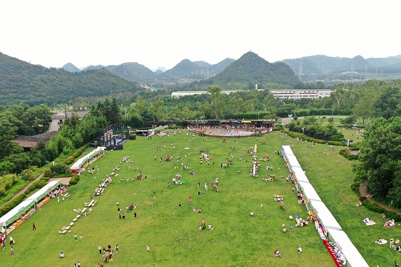 興義龍魚店，興義龍魚店暑期旅游“熱”力全開文旅融合激活避暑經濟