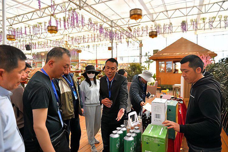 阿壩藏族羌族自治州水族批發(fā)市場，阿壩藏族羌族自治州水族批發(fā)市場發(fā)展現(xiàn)狀 阿壩藏族羌族自治州水族批發(fā)市場，阿壩藏族羌族自治州水族批發(fā)市場發(fā)展現(xiàn)狀 全國水族館企業(yè)名錄 第10張