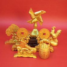 如何選購高質量的招財龍魚擺件？，如何判斷招財龍魚擺件的真偽？