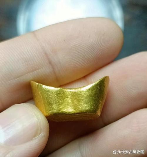 鳳凰元寶圖片，鳳凰元寶作為一種融合傳統(tǒng)文化與現(xiàn)代審美的藝術(shù)形象