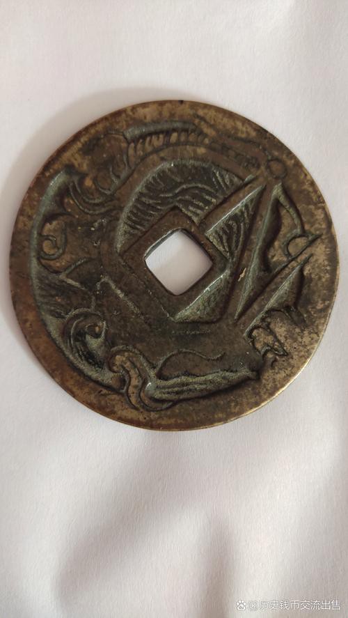 鳳凰元寶圖片，鳳凰元寶作為一種融合傳統(tǒng)文化與現(xiàn)代審美的藝術(shù)形象