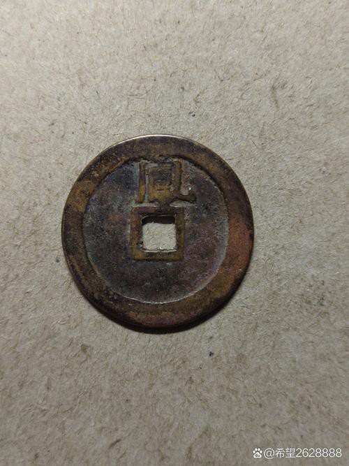 鳳凰元寶圖片，鳳凰元寶作為一種融合傳統(tǒng)文化與現(xiàn)代審美的藝術(shù)形象