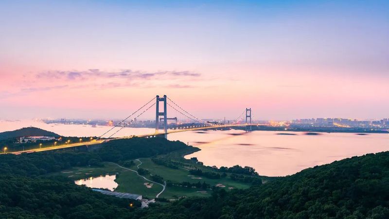 刀魚學名叫什么，五一后少吃鯉魚和草魚,多吃這4種淡水魚,鮮嫩肥美正當時