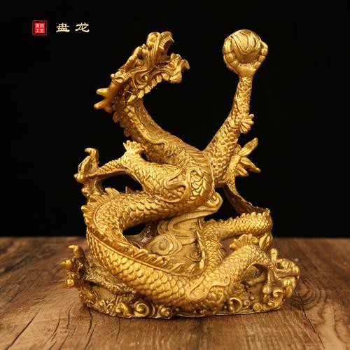 提供幾張龍工藝品的圖片，中華民族的精神圖騰龍主題藝術品：或見矯健游龍盤旋于青玉雕件之上