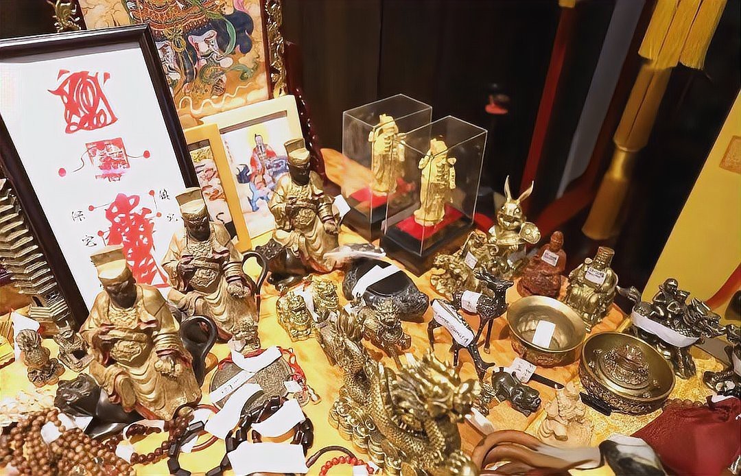 如何判斷龍龜是否開光？，判斷龍龜是否開光需綜合多方面因素，從宗教傳統看看