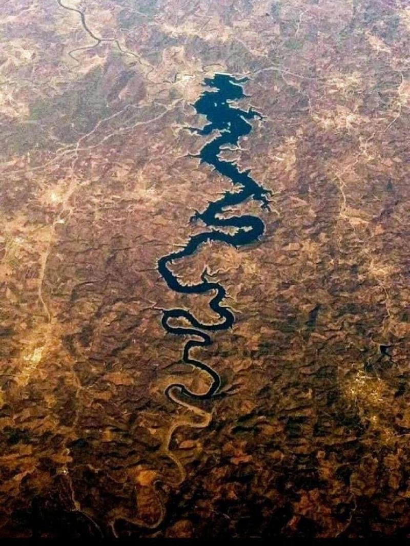給我一些龍脈圖片，“龍脈”是什么我國有多少條“龍脈”深度解讀“龍脈”