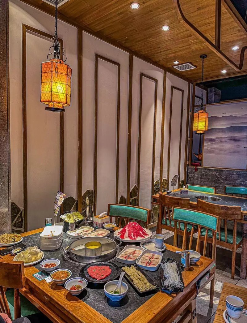 屏邊龍魚店，“屏邊龍魚店”是一家專注于龍魚養殖與銷售的特色店鋪