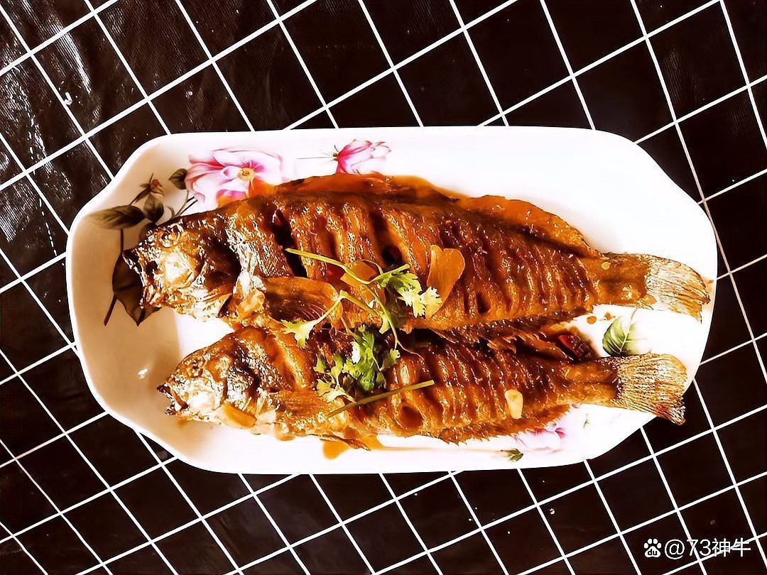 十大無(wú)刺魚排名海魚，十大無(wú)刺海魚營(yíng)養(yǎng)與營(yíng)養(yǎng)價(jià)值和烹飪藝術(shù)選購(gòu)指南