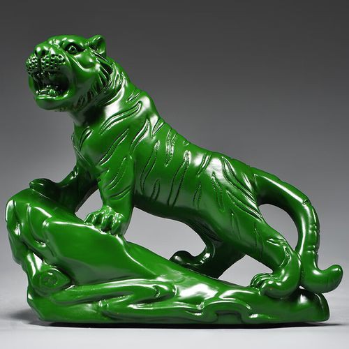 綠色老虎雕塑，曬你與虎跑公園的老照片杭州日報曬你與虎跑公園的老照片