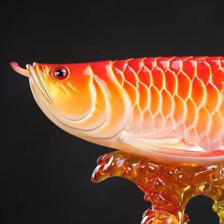 緬甸龍魚擺件圖片，緬甸花梨木金龍魚擺件