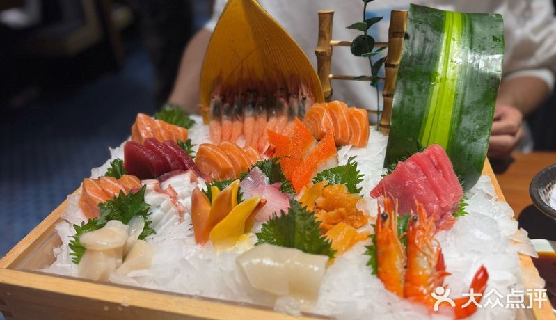 桃山龍魚店，一口封神的重慶味_桃山龍魚店