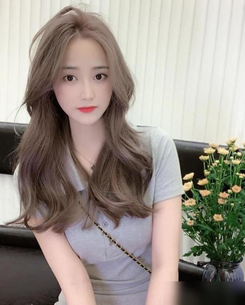 紅龍發(fā)色流行趨勢(shì)，2025發(fā)色趨勢(shì)大揭秘!你最...@法師喵小蔣