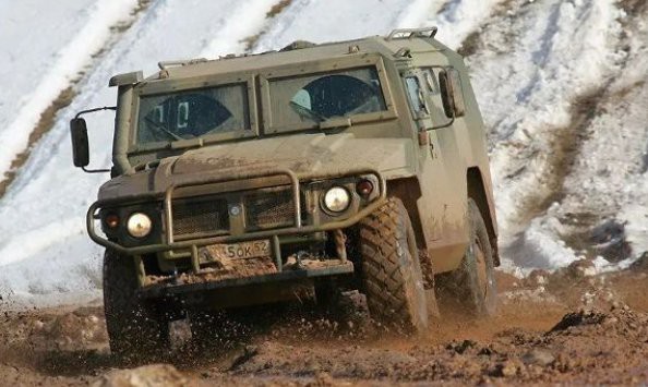 十大重型裝甲越野車，中國軍事工業(yè)重大突破的鋼鐵巨獸\