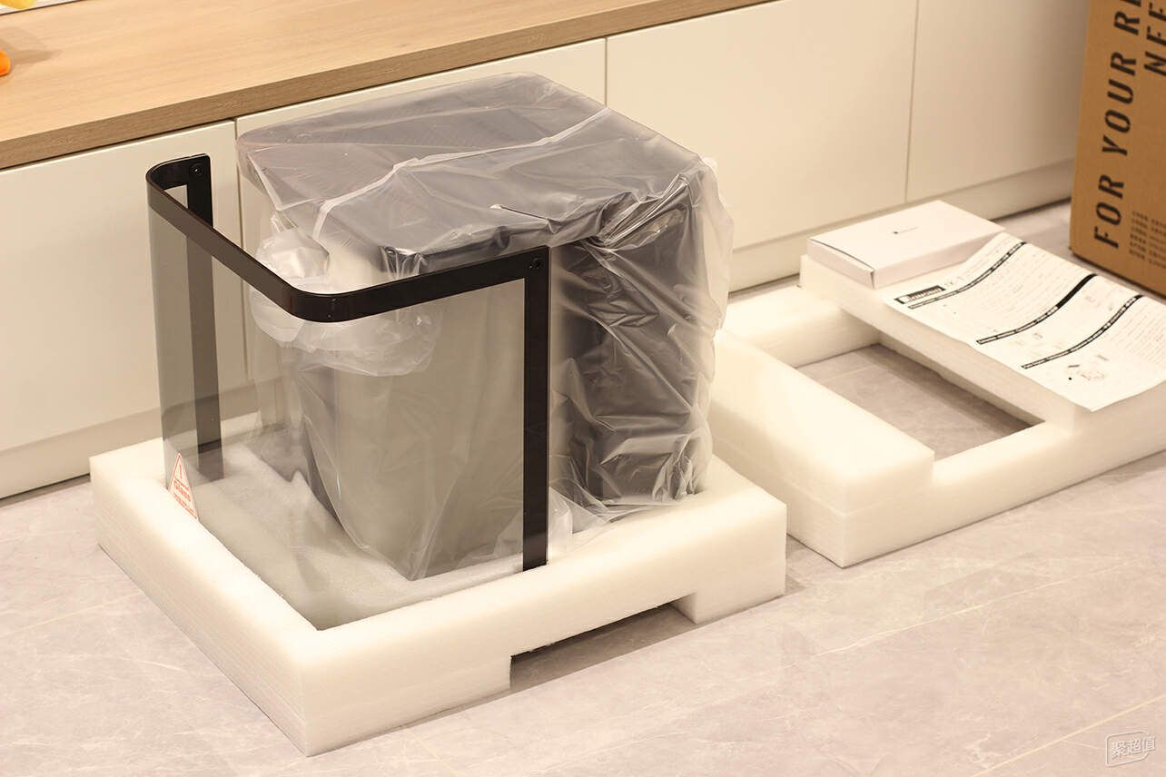 魚缸拆箱視頻：《魚缸拆箱視頻詳情》