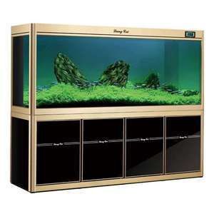 方形魚(yú)缸和長(zhǎng)方形魚(yú)缸的區(qū)別：方形魚(yú)缸與長(zhǎng)方形魚(yú)缸的區(qū)別