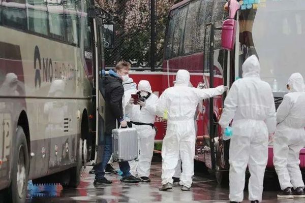 龍魚常見疾病有哪些癥狀呢圖片：龍魚常見疾病及其癥狀 龍魚常見疾病有哪些癥狀呢圖片：龍魚常見疾病及其癥狀 龍魚百科 第2張