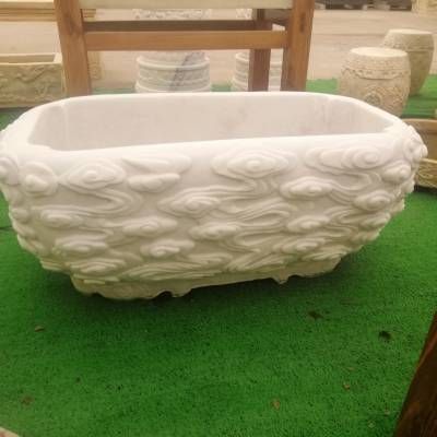 漢白玉魚(yú)缸養(yǎng)魚(yú)的適宜性分析：漢白玉材質(zhì)的養(yǎng)護(hù)秘籍