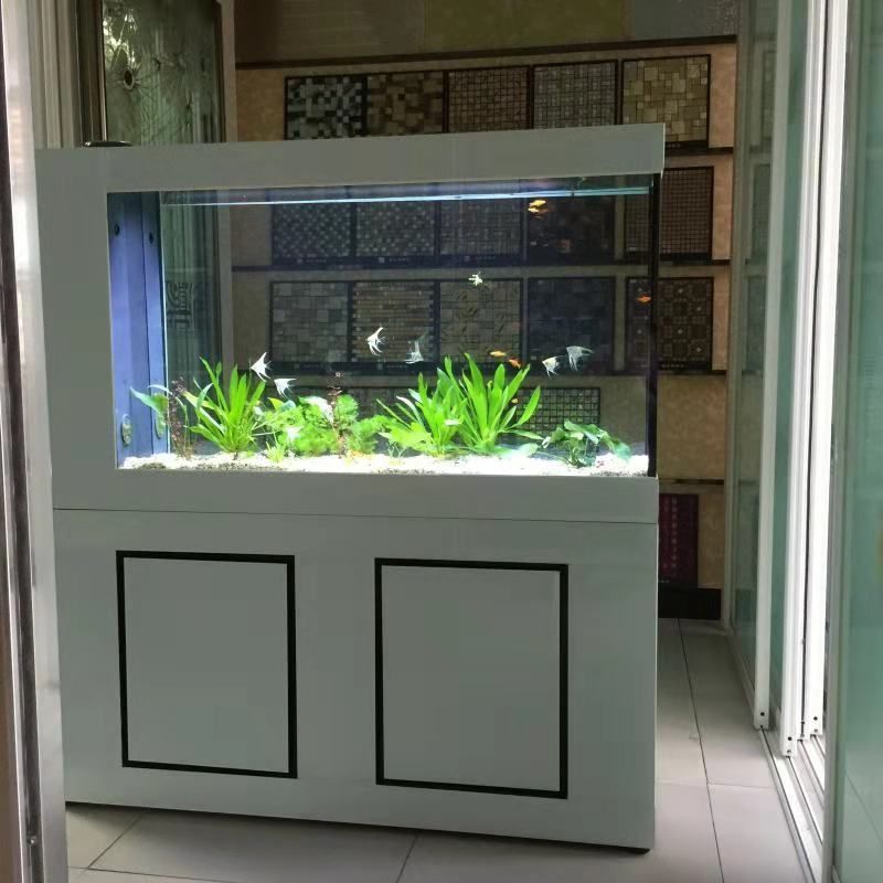 購買成品魚缸需要注意哪些方面：購買成品魚缸時需要注意以下幾個方面以下幾個方面