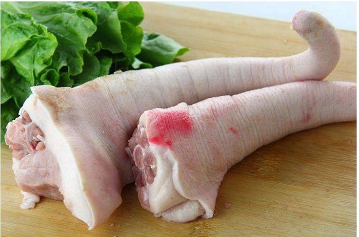 龍魚嘴白（龍魚嘴白可能由多種因素引起，）