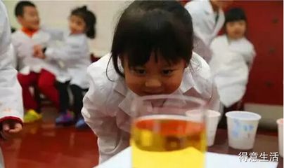 金龍魚拉黃色粑粑【金龍魚拉黃色粑粑是怎么回事】