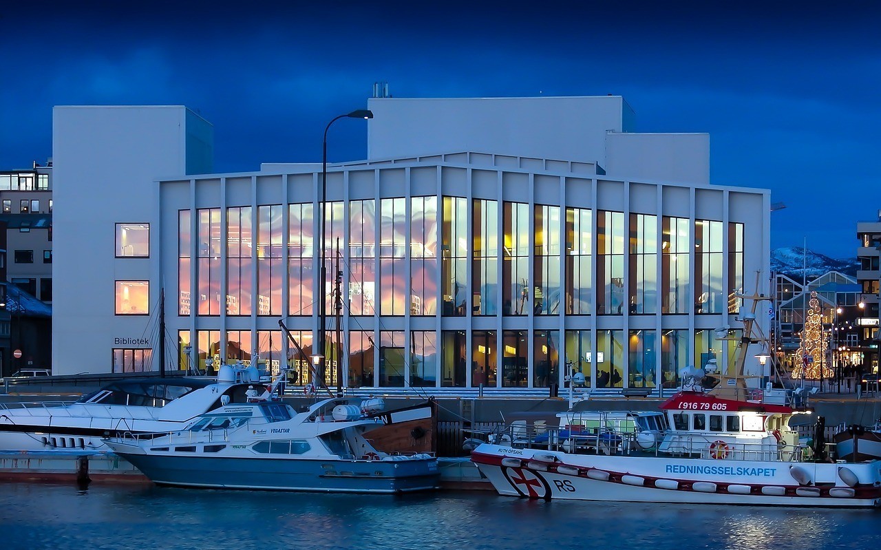 西安市長安區(qū)淼洪觀賞魚經(jīng)銷店（長安區(qū)賣觀賞魚店）