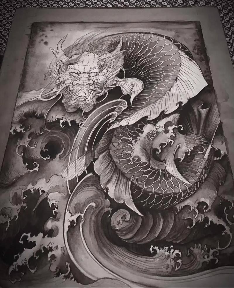 紋身圖案龍魚(yú)