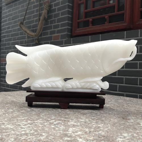 白玉金龍魚擺件圖片大全