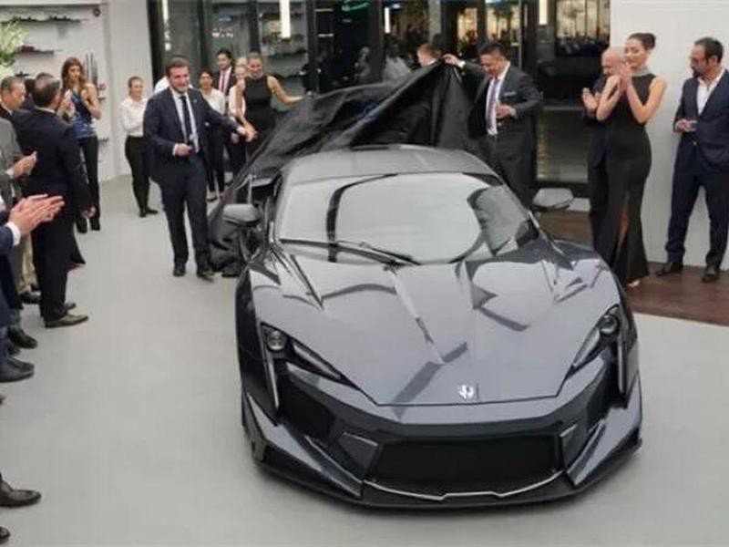 紅龍超跑在游戲中的價格是多少？