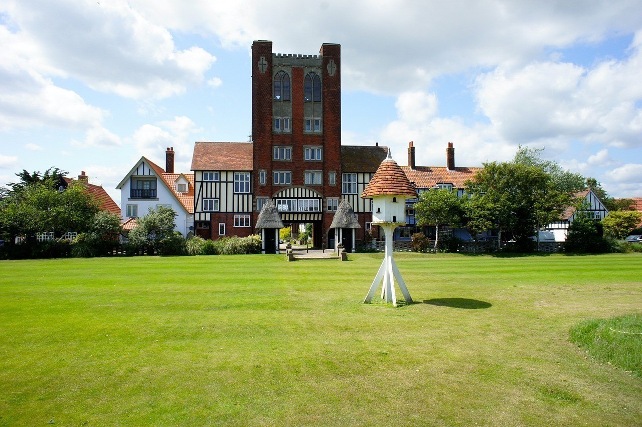 廣州市越秀區(qū)花田水族器材設(shè)計(jì)店