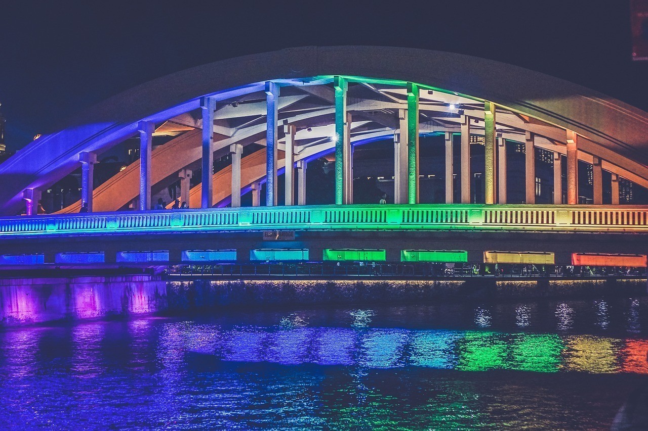 貴陽魚缸定做廠家直銷店電話多少錢（貴陽的海洋館門票是多少）