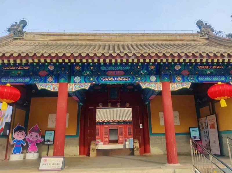 龍生在不同作品中的命運有何不同？