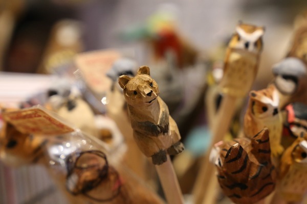 上海照相器材二廠經營部（上海照相器材二廠經營部地址）