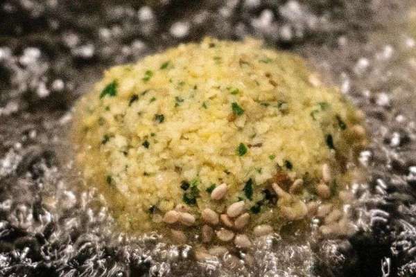 金龍魚為什么急著上市（金龍魚上市后的股價走勢如何金龍魚上市后的股價走勢如何）