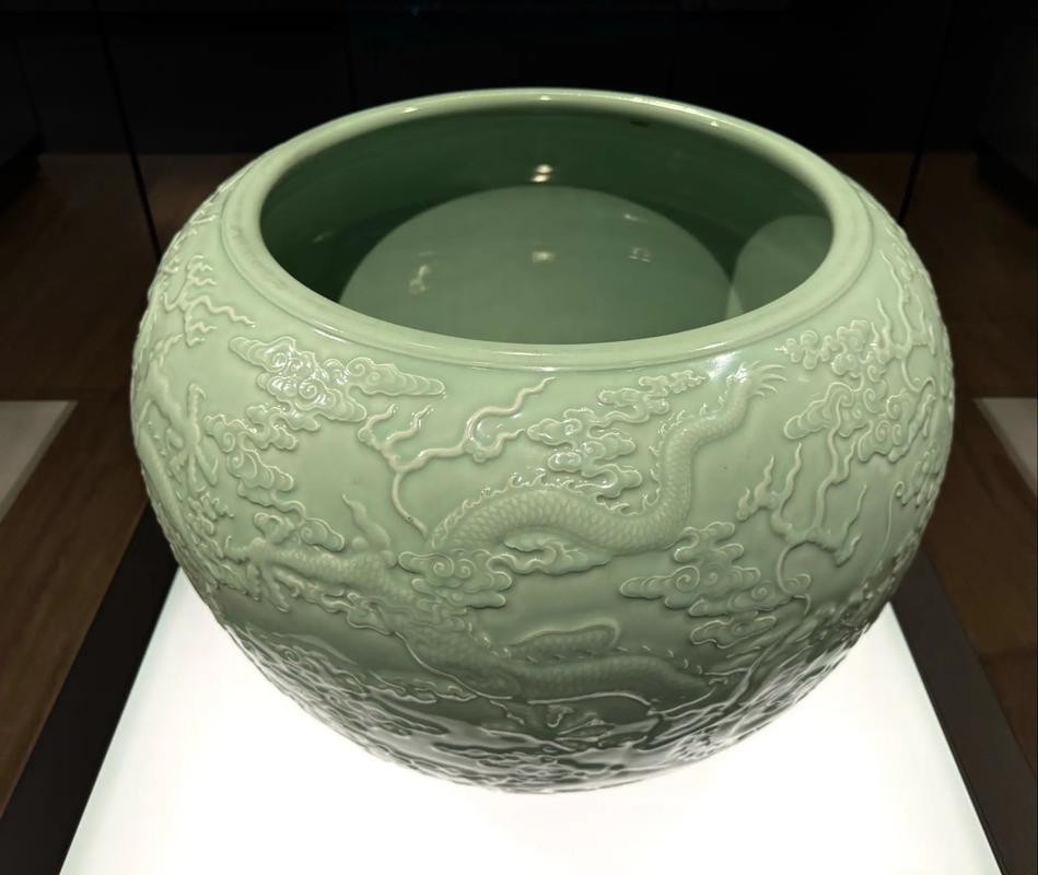 古董七尺龍缸有哪些收藏價值